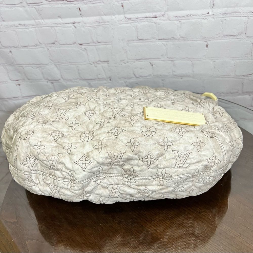 LOUIS VUITTON Monogram Olympe Nimbus PM 18x12 embossed leather EUC vintage rare - Picture 10 of 17